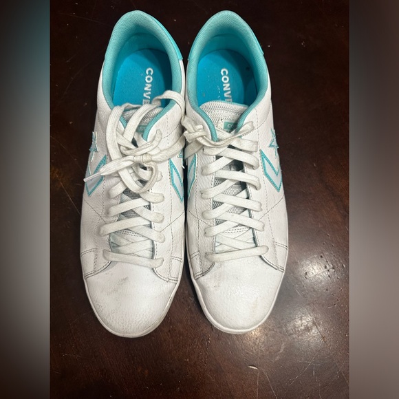 Converse size 11 mint/white hard to find!! - Picture 3 of 7